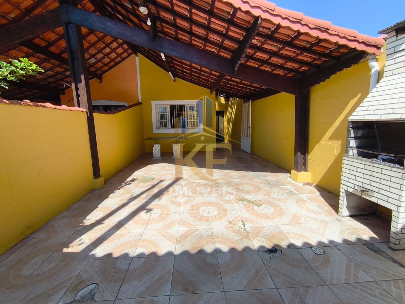 Casa Individual no Maracanã em Praia Grande SP